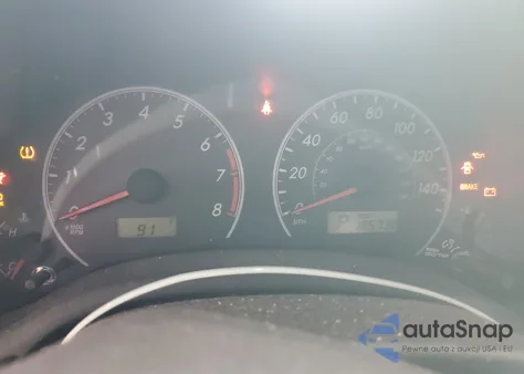 2013 Toyota Corolla Base z USA, uszkodzony, nr VIN 2T1BU4EE0DC986795